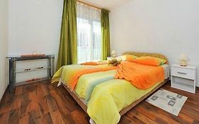 Zara Apartment